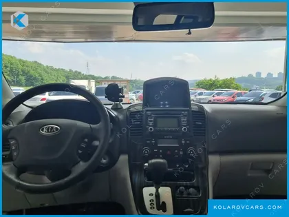 KIA CARNIVAL NEW CARNIVAL LIMOUSINE GLX