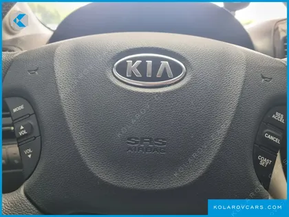 KIA CARNIVAL NEW CARNIVAL LIMOUSINE GLX