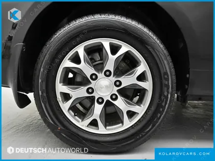 KIA CARNIVAL EASYMOVE 11-SEATER GLX STANDARD