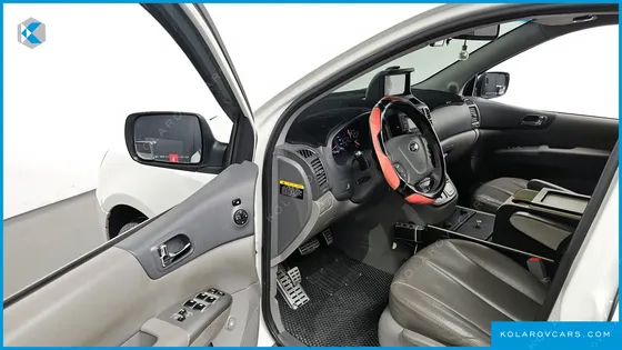 KIA CARNIVAL GRAND CARNIVAL GLX
