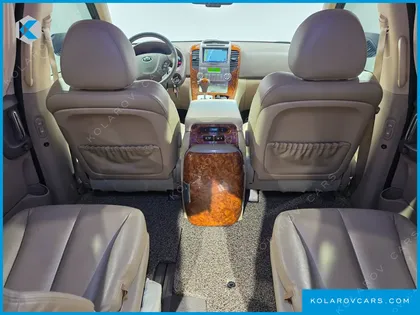 KIA CARNIVAL GRAND CARNIVAL HI LIMOUSINE GLX