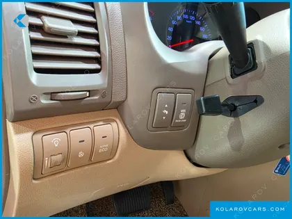 KIA CARNIVAL GRAND CARNIVAL HI LIMOUSINE GLX