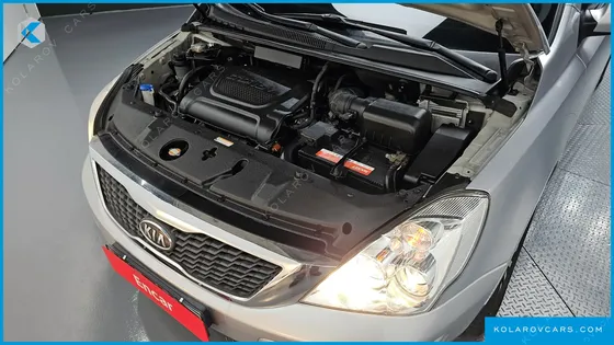 KIA CARNIVAL NEW CARNIVAL LIMOUSINE GLX