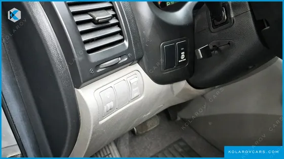KIA CARNIVAL NEW CARNIVAL LIMOUSINE GLX