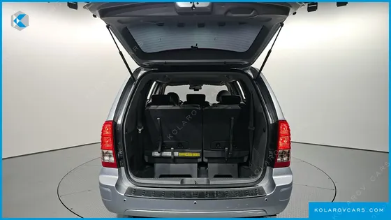 KIA CARNIVAL NEW CARNIVAL LIMOUSINE GLX