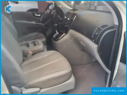 KIA CARNIVAL NEW CARNIVAL LIMOUSINE GLX