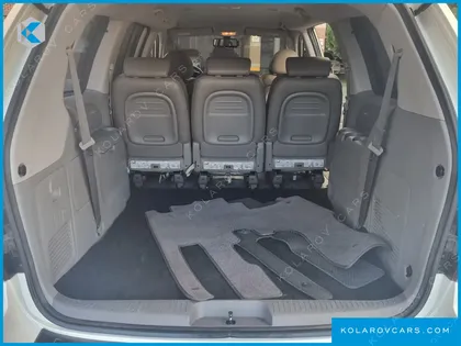 KIA CARNIVAL NEW CARNIVAL LIMOUSINE GLX