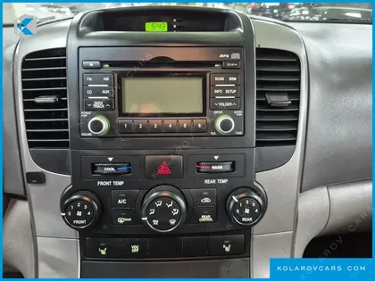 KIA CARNIVAL GRAND CARNIVAL GLX