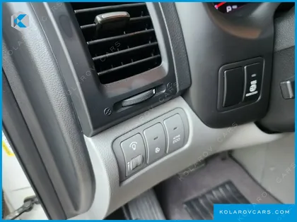 KIA CARNIVAL NEW CARNIVAL LIMOUSINE GLX