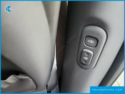 KIA CARNIVAL NEW CARNIVAL LIMOUSINE GLX