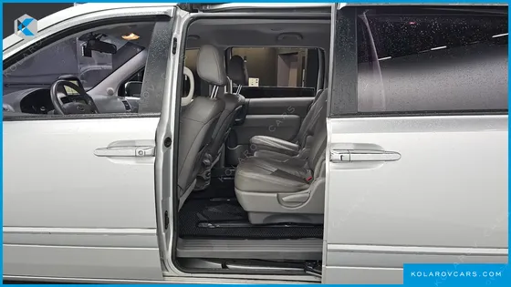 KIA CARNIVAL GRAND CARNIVAL GLX