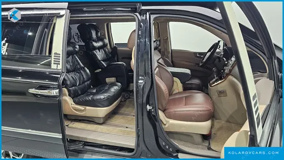 KIA CARNIVAL GRAND CARNIVAL HI LIMOUSINE GLX