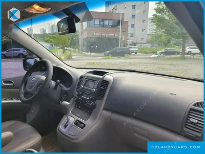 KIA CARNIVAL GRAND CARNIVAL GLX