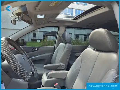 KIA CARNIVAL GRAND CARNIVAL GLX