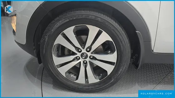 KIA SPORTAGE DIESEL 2WD TLX