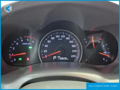 KIA CARNIVAL GRAND CARNIVAL GLX