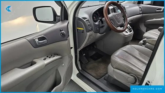 KIA CARNIVAL GRAND CARNIVAL GLX