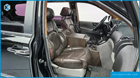 KIA CARNIVAL NEW CARNIVAL LIMOUSINE GLX