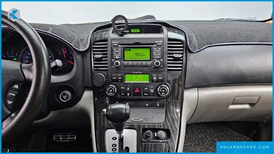 KIA CARNIVAL NEW CARNIVAL LIMOUSINE GLX