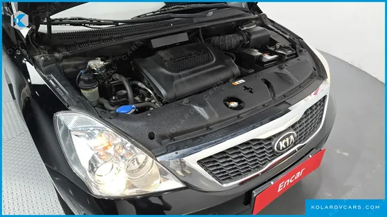 KIA CARNIVAL NEW CARNIVAL LIMOUSINE GLX