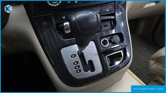 KIA CARNIVAL NEW CARNIVAL LIMOUSINE GLX
