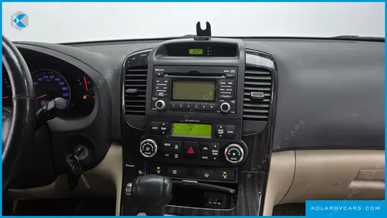 KIA CARNIVAL NEW CARNIVAL LIMOUSINE GLX