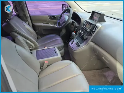 KIA CARNIVAL GRAND CARNIVAL GLX