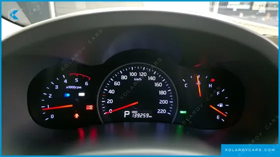 KIA CARNIVAL GRAND CARNIVAL GLX
