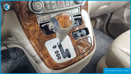 KIA CARNIVAL GRAND CARNIVAL HI LIMOUSINE GLX