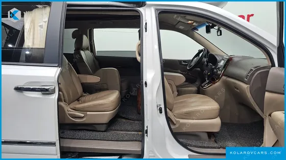 KIA CARNIVAL GRAND CARNIVAL HI LIMOUSINE GLX
