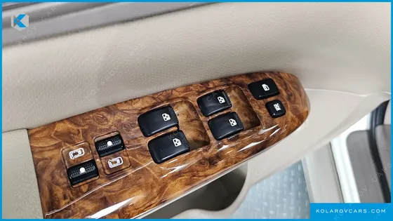 KIA CARNIVAL GRAND CARNIVAL HI LIMOUSINE GLX