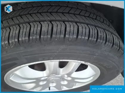 KIA CARNIVAL NEW CARNIVAL GX