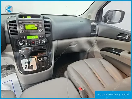 KIA CARNIVAL GRAND CARNIVAL GLX