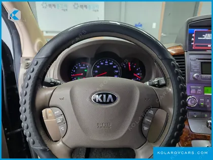 KIA CARNIVAL GRAND CARNIVAL HI LIMOUSINE GLX
