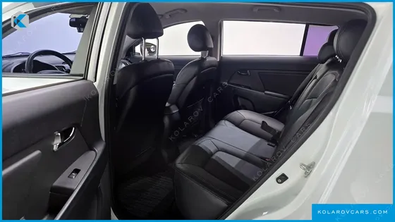 KIA SPORTAGE DIESEL 2WD TLX