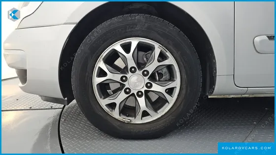 KIA CARNIVAL NEW CARNIVAL LIMOUSINE PRESIDENT