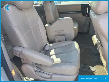 KIA CARNIVAL GRAND CARNIVAL GLX