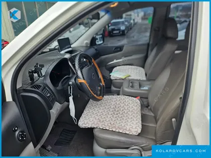 KIA CARNIVAL NEW CARNIVAL GX