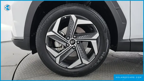 HYUNDAI TUCSON GASOLINE 1.6 TURBO 2WD