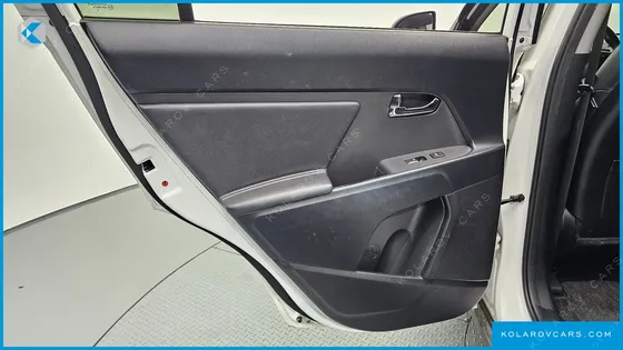 KIA SPORTAGE DIESEL 2WD TLX