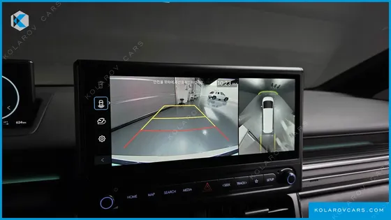 HYUNDAI STARIA EV LOUNGE 11-SEATER