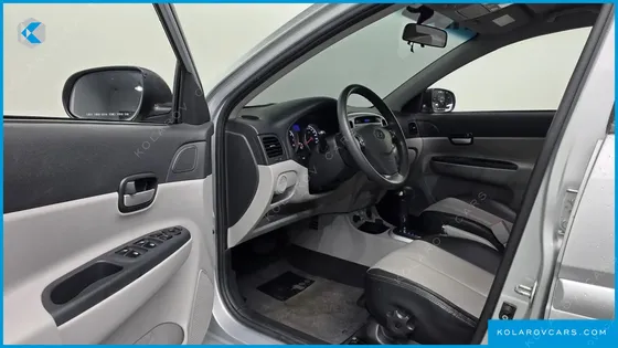 HYUNDAI VERNA 1.6 VVT PREMIER