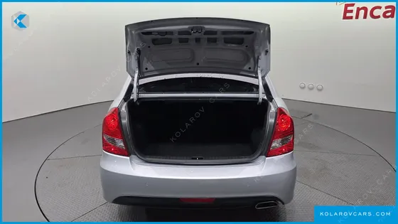 HYUNDAI VERNA 1.6 VVT PREMIER