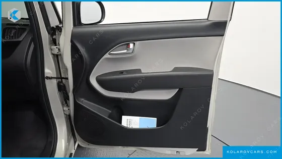 KIA RAY WHEEL CHAIR LIFT/SLOPE