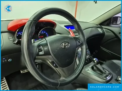 HYUNDAI GENESIS 200 TURBO RW