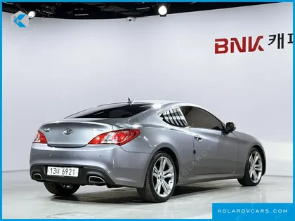 HYUNDAI GENESIS 200 TURBO P