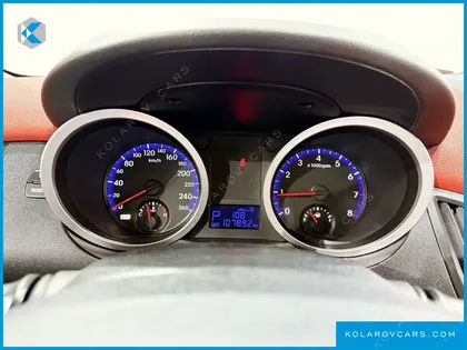HYUNDAI GENESIS 200 TURBO P