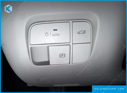 HYUNDAI GRANDEUR 2.5 GASOLINE  2WD