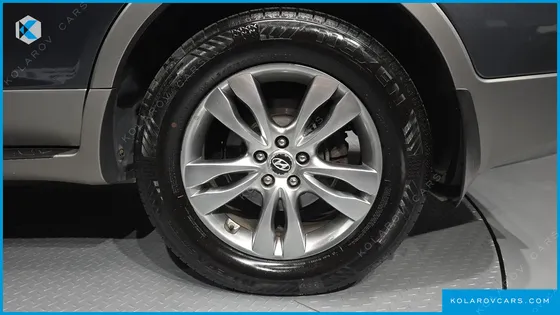 HYUNDAI VERACRUZ DIESEL 2WD 300VXL