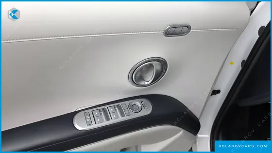 HYUNDAI PALISADE GASOLINE 2.5T 4WD 7-SEATER